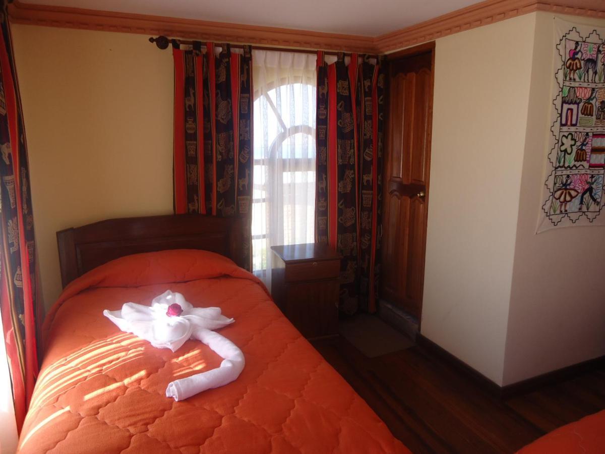 Hostal Del Sol Isla Del Sol Zewnętrze zdjęcie