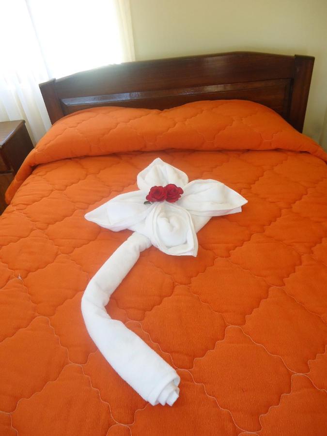 Hostal Del Sol Isla Del Sol Zewnętrze zdjęcie
