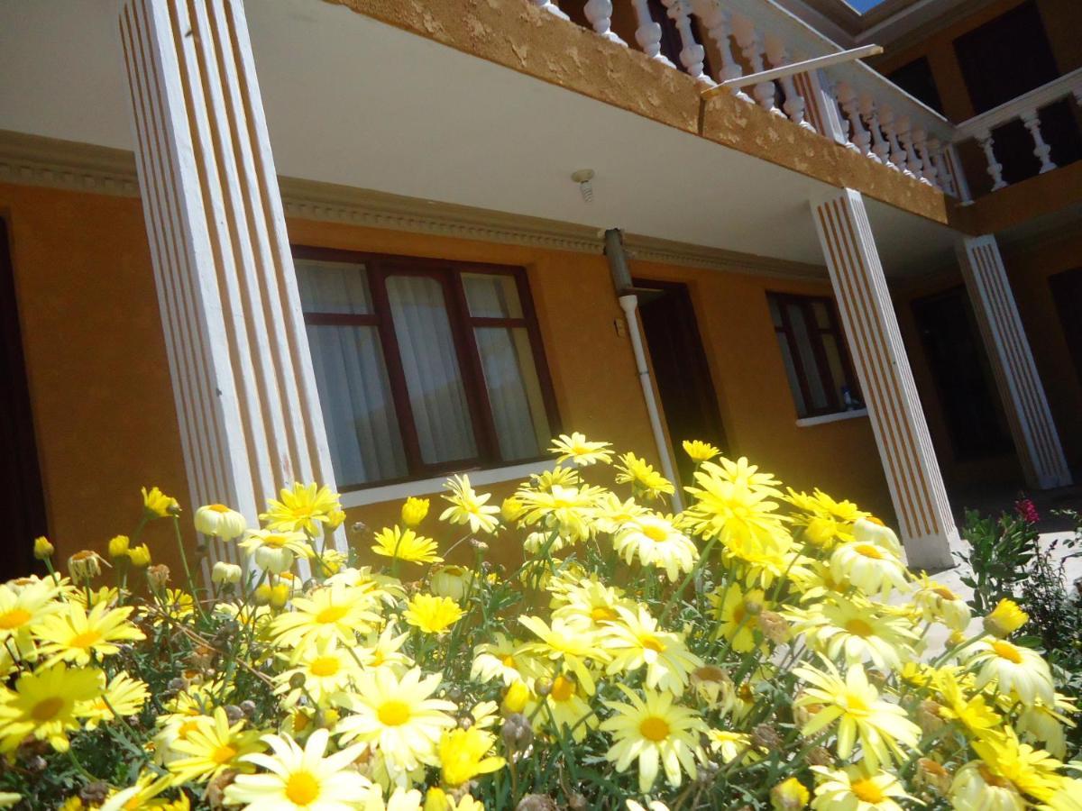 Hostal Del Sol Isla Del Sol Zewnętrze zdjęcie